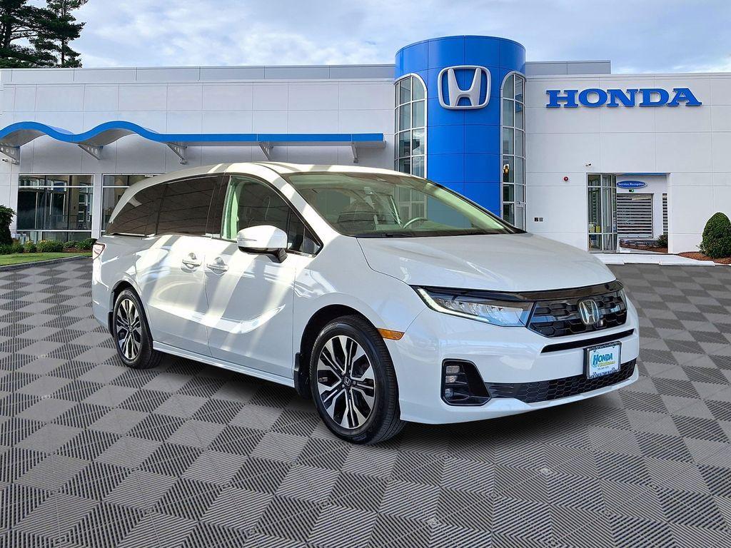 used 2025 Honda Odyssey car, priced at $45,518