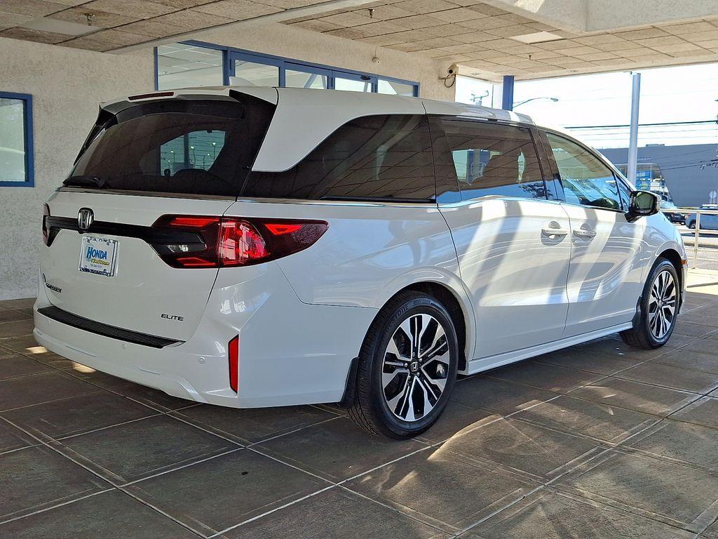 used 2025 Honda Odyssey car, priced at $45,518