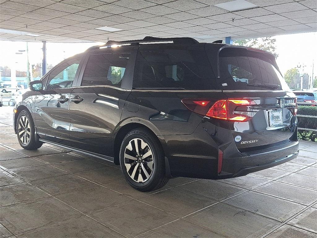 new 2026 Honda Odyssey car, priced at $44,885