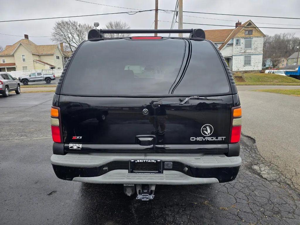 used 2004 Chevrolet Suburban car