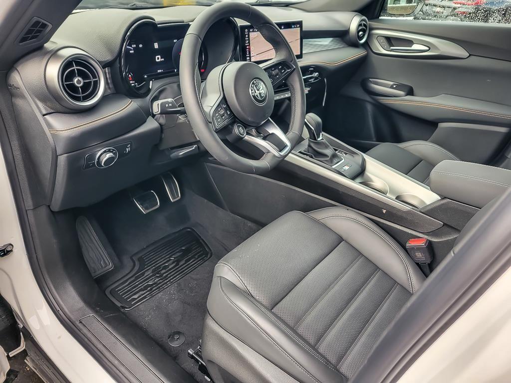 new 2025 Alfa Romeo Tonale car, priced at $35,152