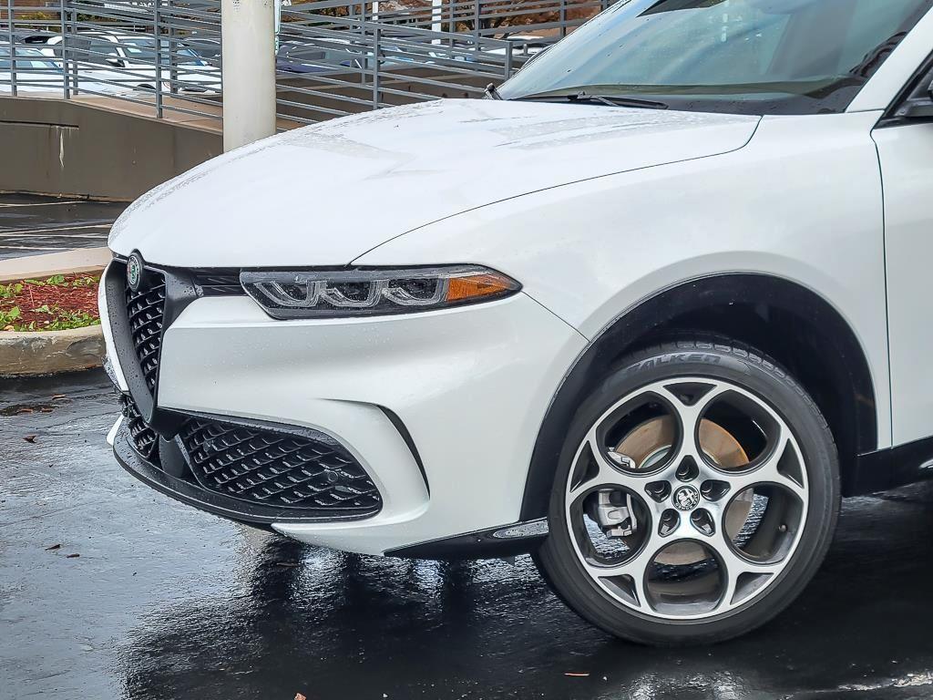 new 2025 Alfa Romeo Tonale car, priced at $35,152
