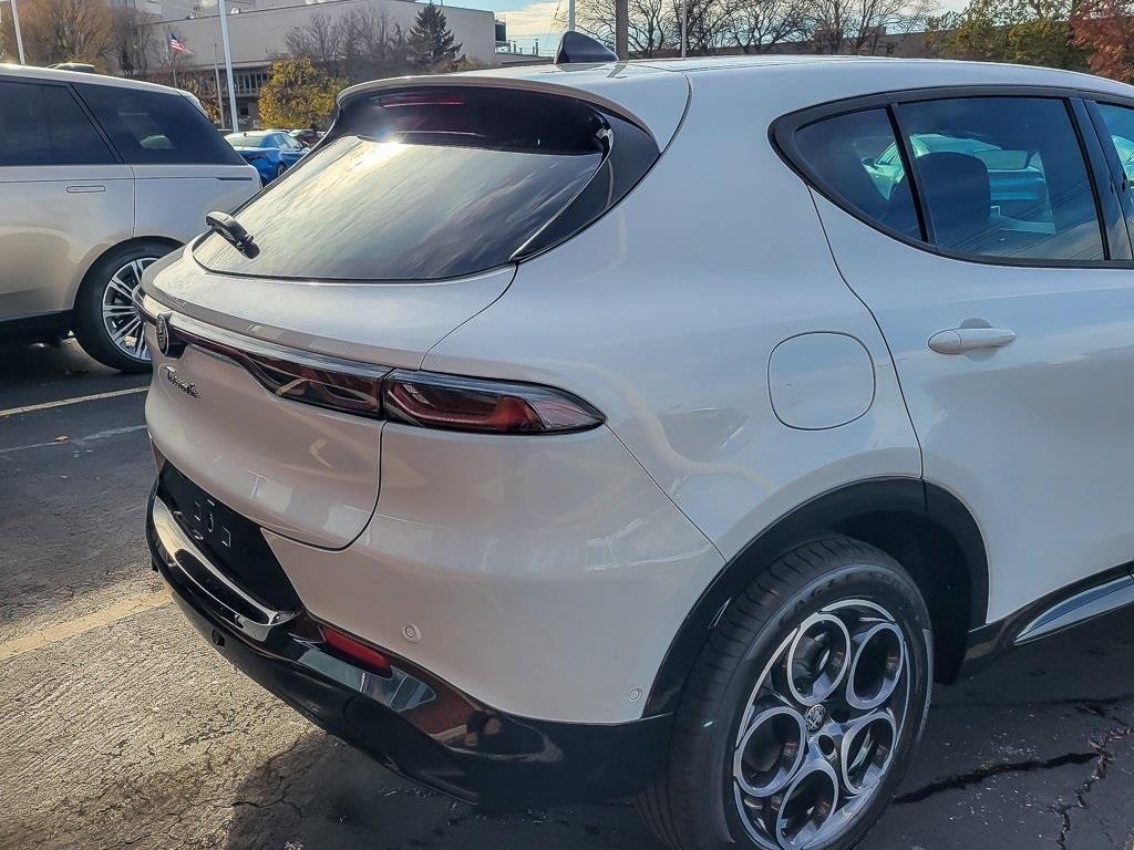 new 2025 Alfa Romeo Tonale car, priced at $38,492