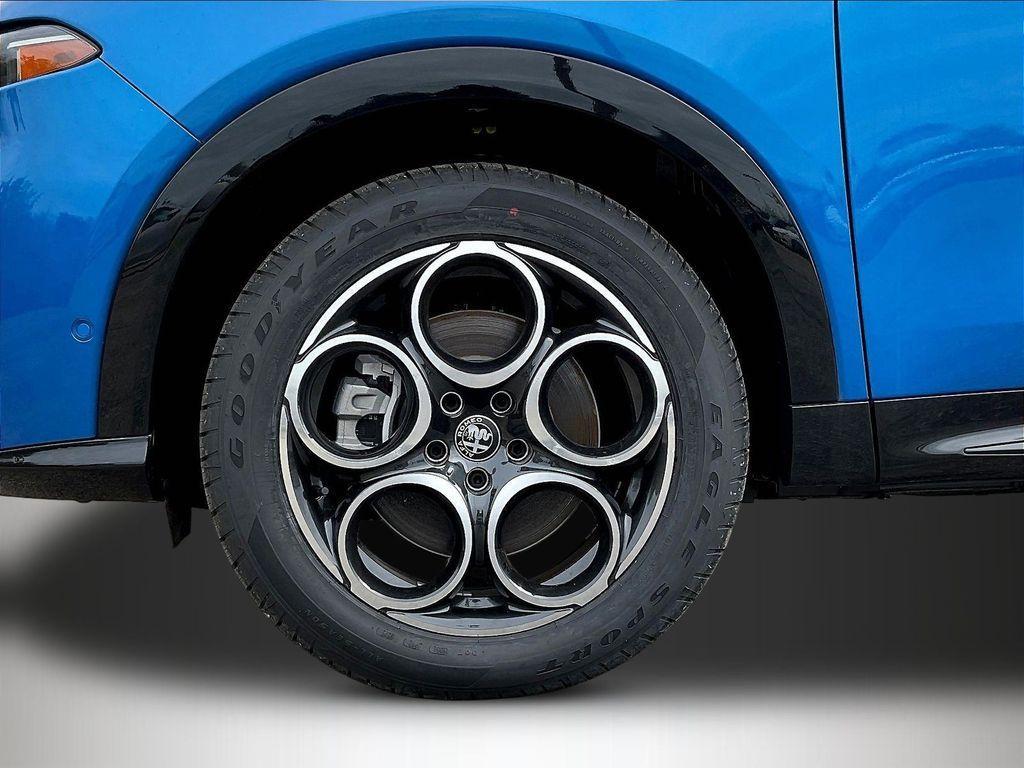 new 2026 Alfa Romeo Tonale car