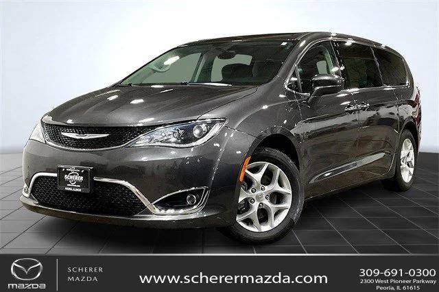 used 2019 Chrysler Pacifica car, priced at $15,300