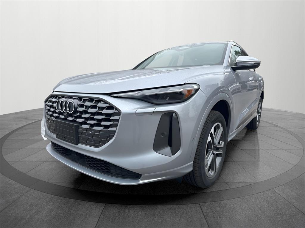 new 2025 Audi Q5 car, priced at $53,825