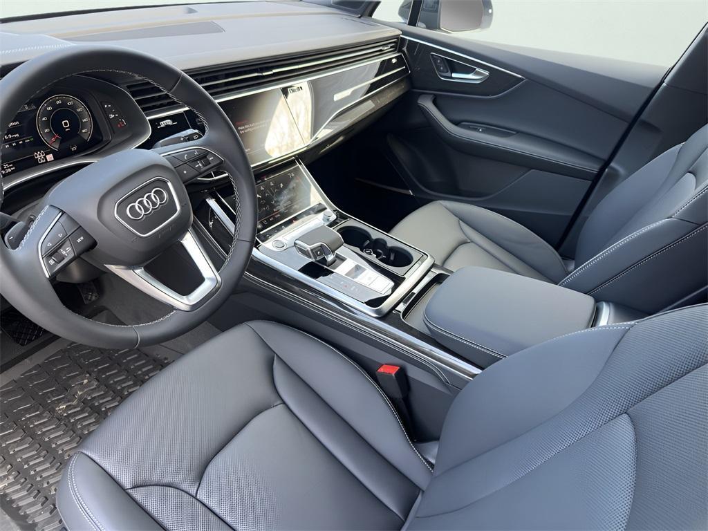 new 2026 Audi Q7 car, priced at $76,910