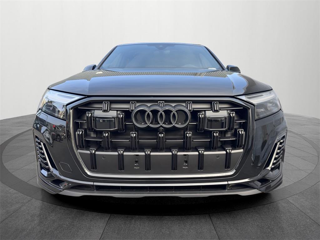 new 2026 Audi Q7 car, priced at $76,910