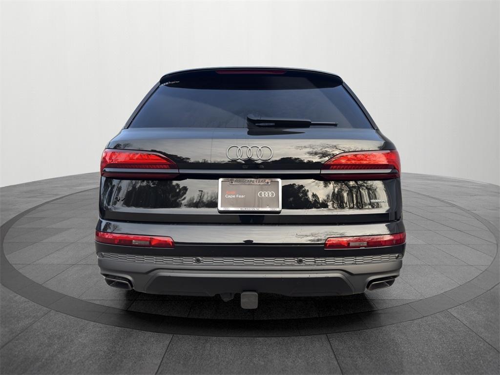 new 2026 Audi Q7 car, priced at $76,910