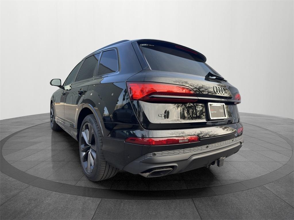 new 2026 Audi Q7 car, priced at $76,910