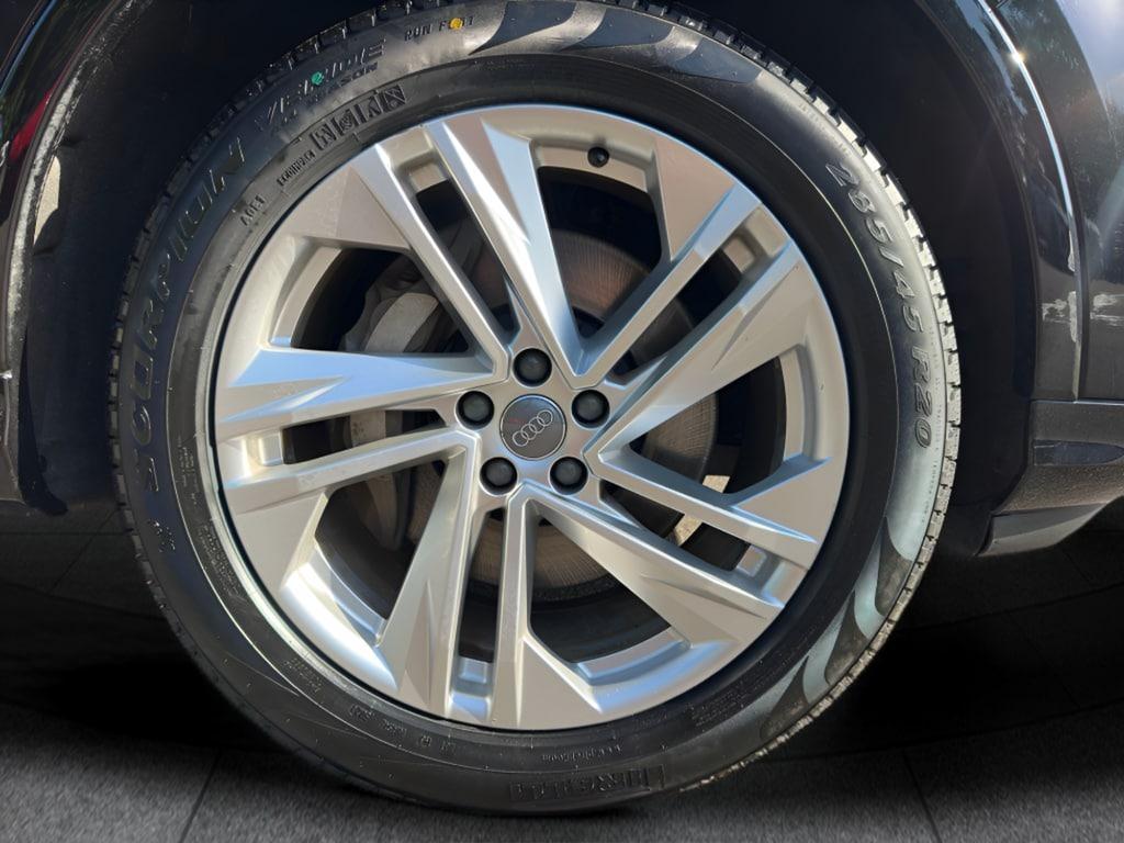 used 2020 Audi Q7 car, priced at $28,798