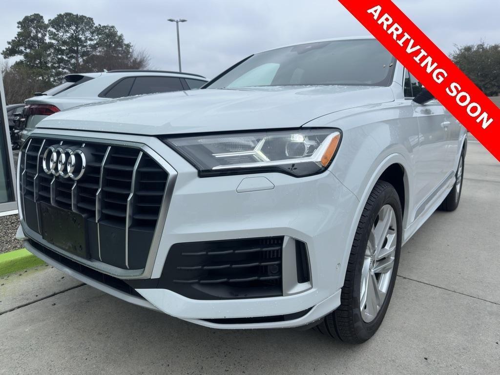 used 2020 Audi Q7 car, priced at $20,899