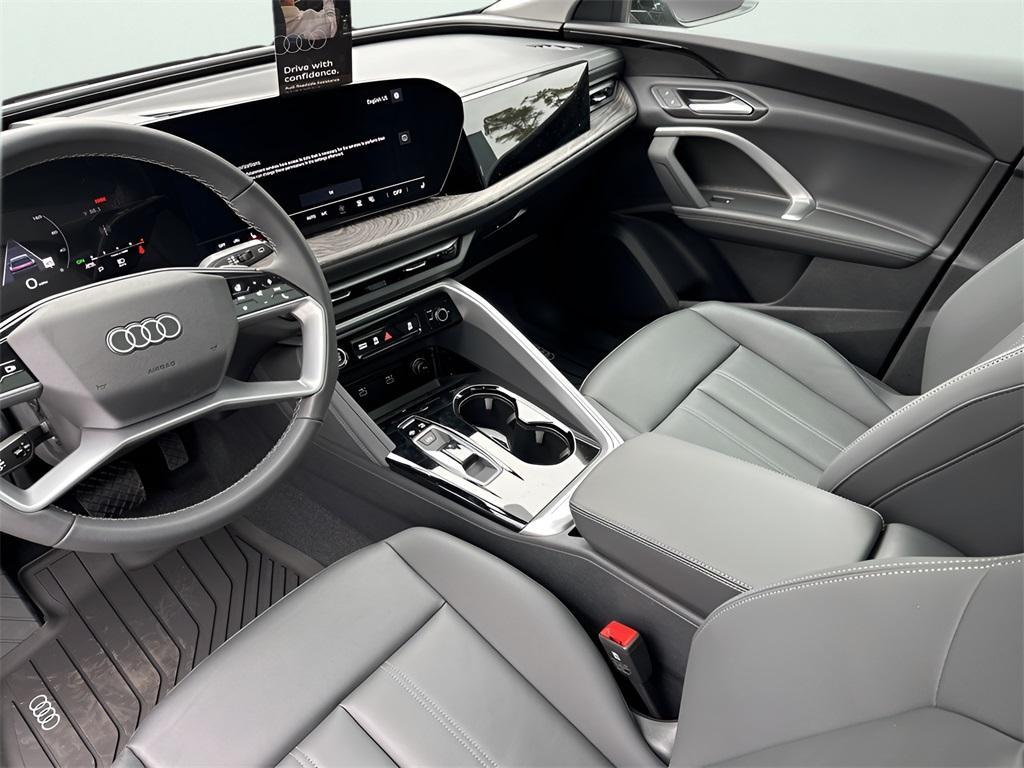 new 2025 Audi Q5 car, priced at $54,530