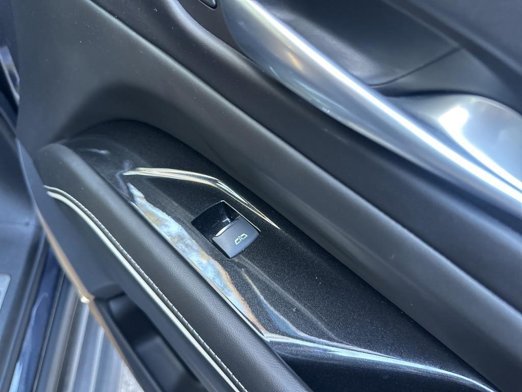 used 2023 Cadillac Escalade car, priced at $75,841