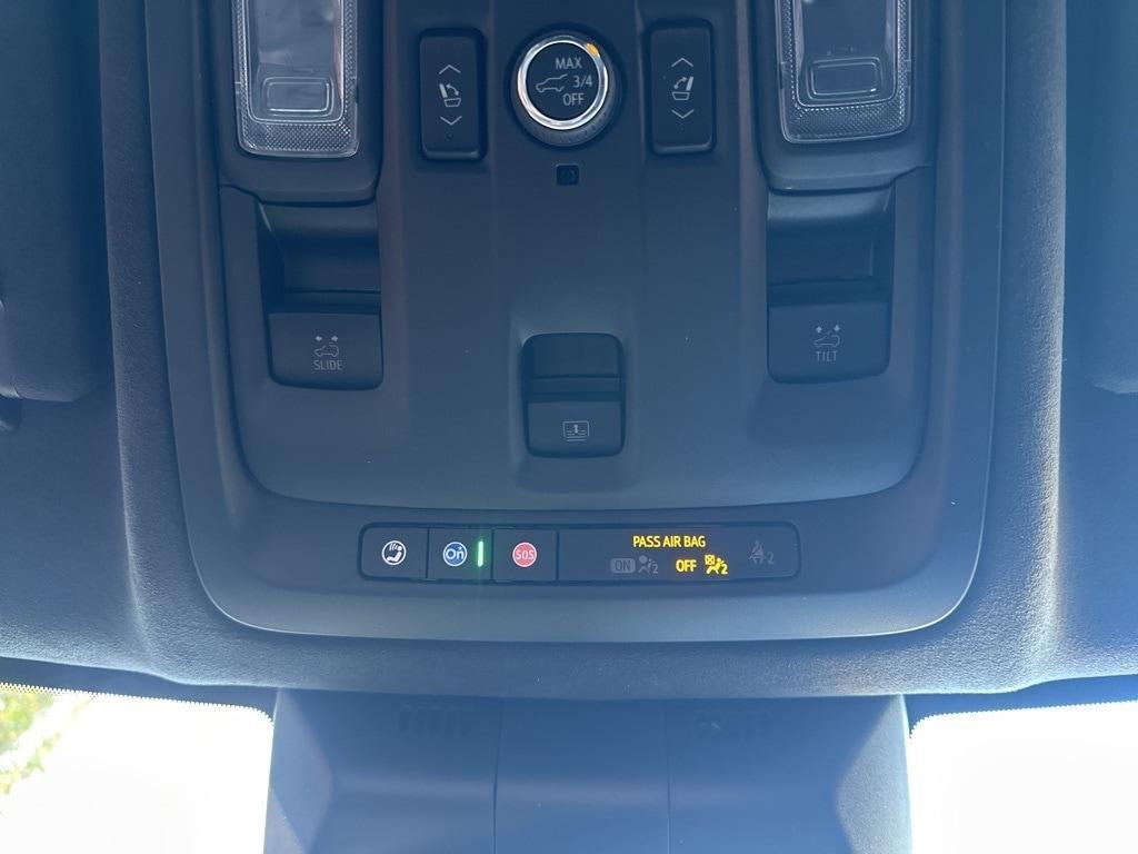 used 2023 Cadillac Escalade car, priced at $75,841