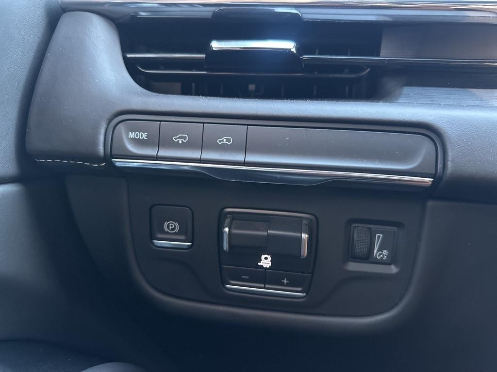 used 2023 Cadillac Escalade car, priced at $75,841