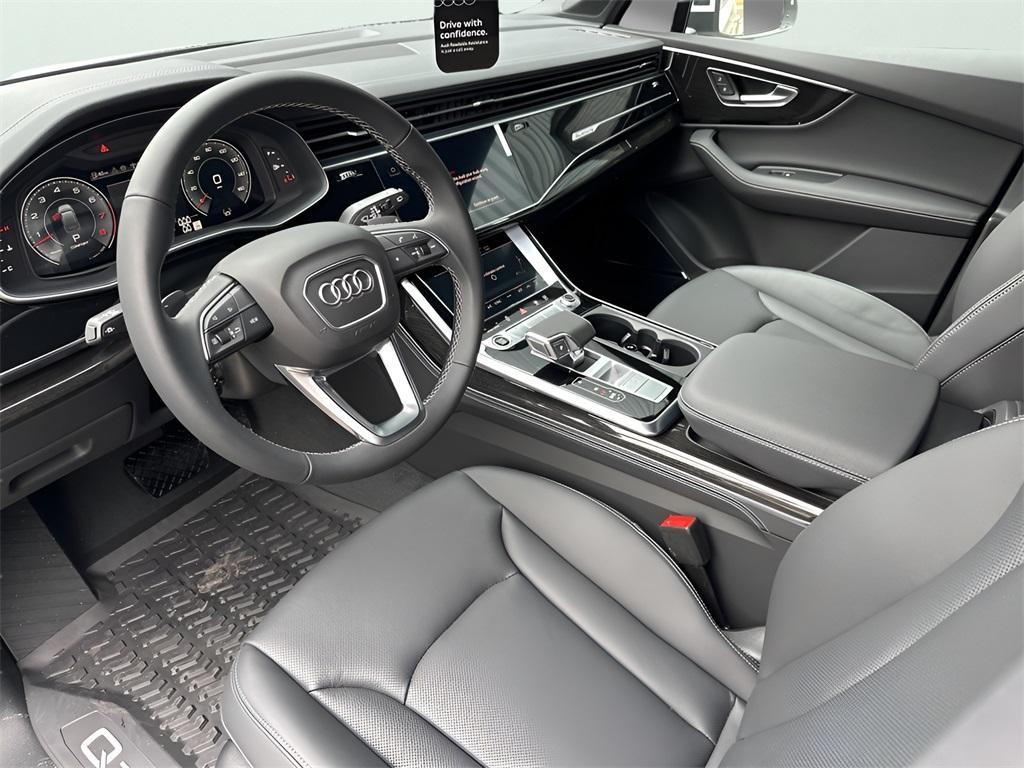 new 2026 Audi Q7 car, priced at $76,910