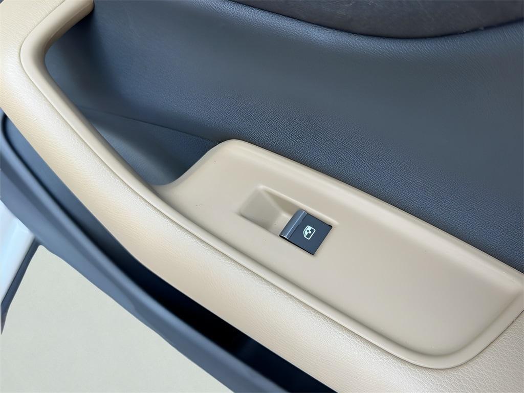 used 2024 Audi Q8 car, priced at $58,999