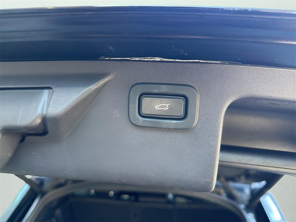 used 2020 Land Rover Discovery Sport car, priced at $18,999