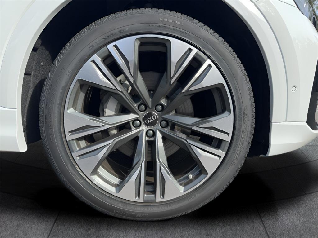 new 2026 Audi Q8 car, priced at $84,915