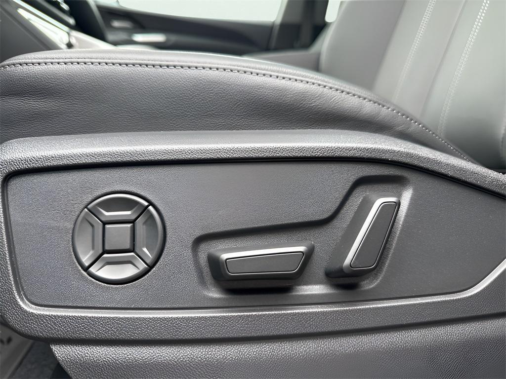 new 2025 Audi Q5 car, priced at $56,075