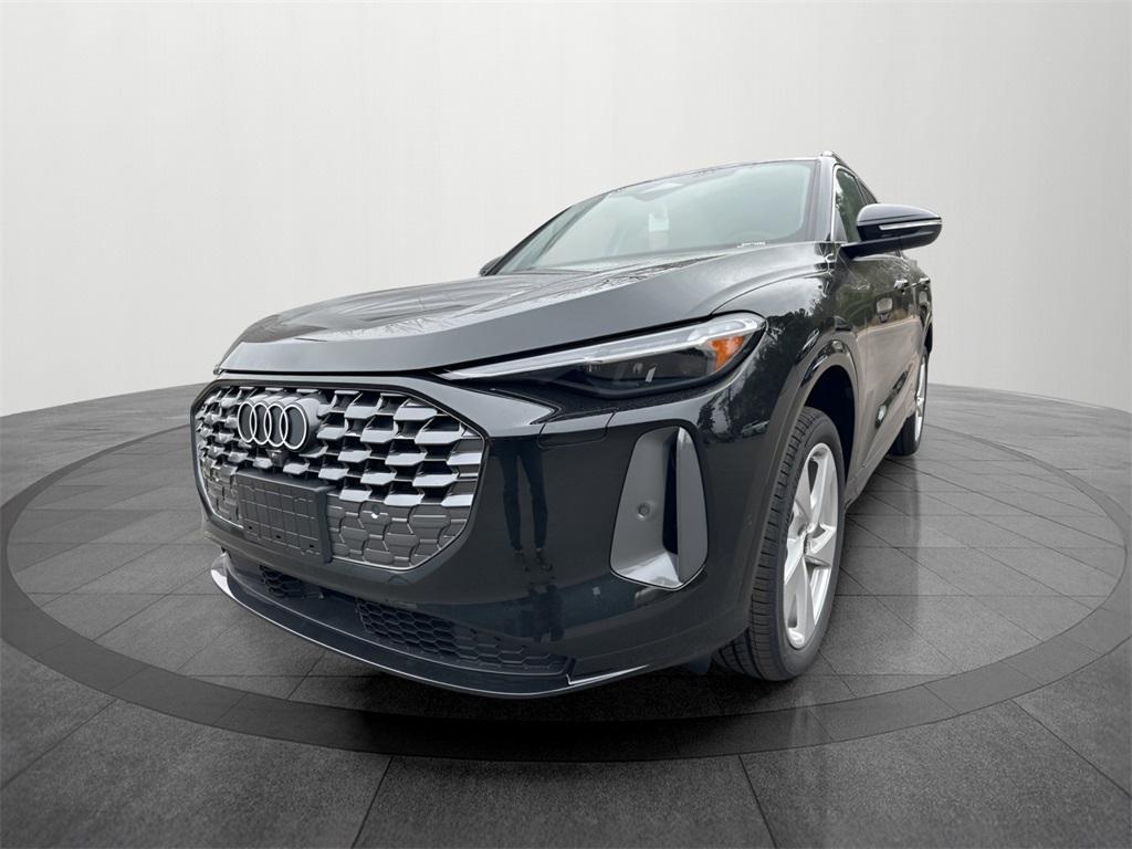 new 2025 Audi Q5 car, priced at $56,075