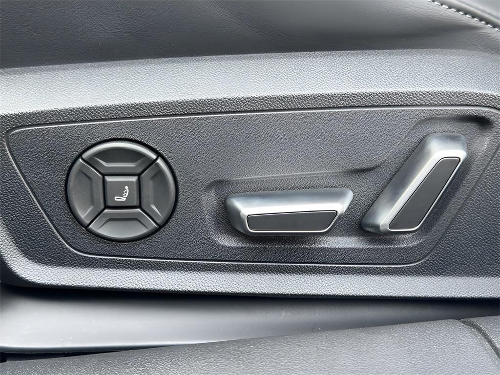 new 2025 Audi S5 car, priced at $71,385