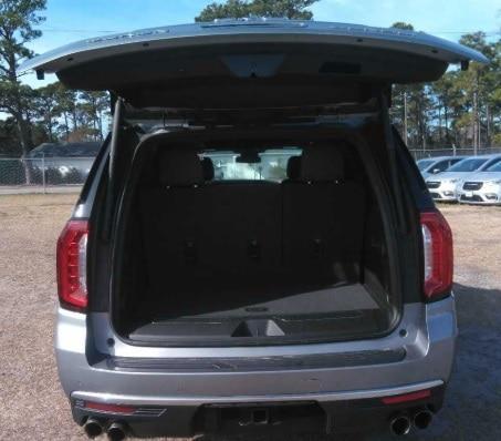 used 2024 GMC Yukon car, priced at $58,298