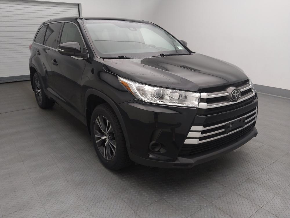 used 2017 Toyota Highlander car, priced at $21,695