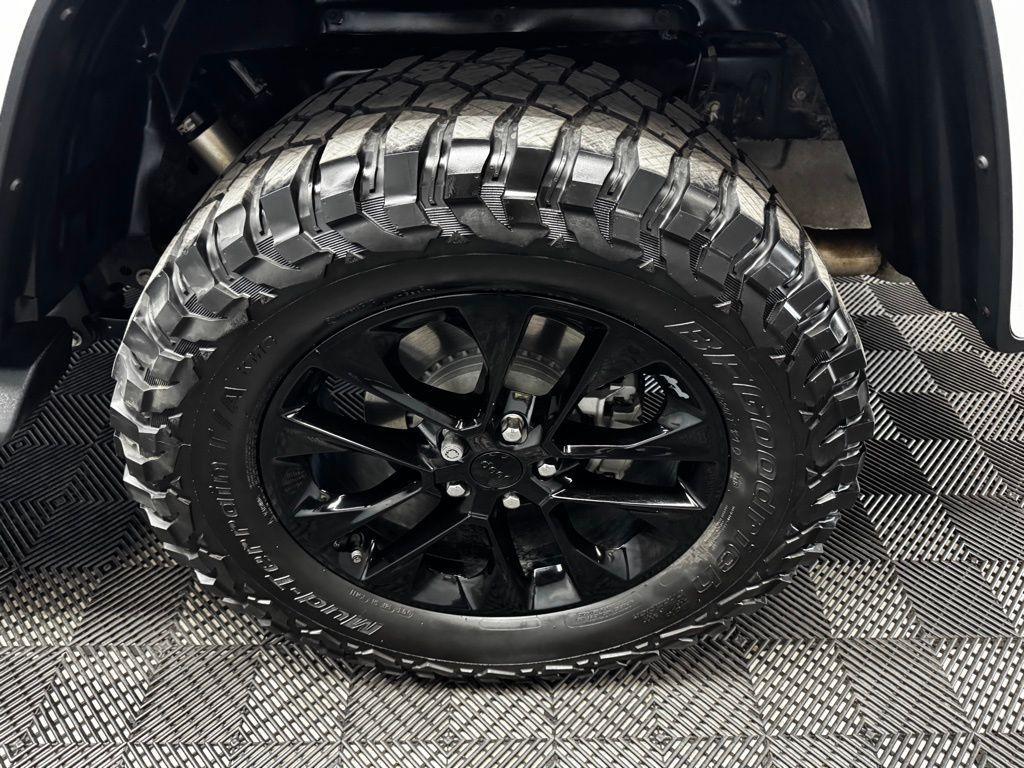 used 2023 Jeep Gladiator car, priced at $33,399