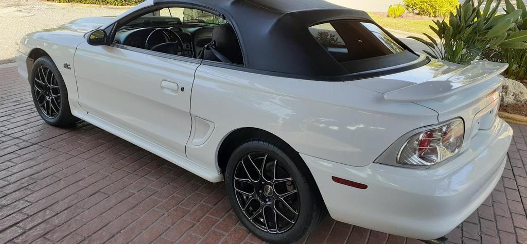 used 1995 Ford Mustang car, priced at $9,950