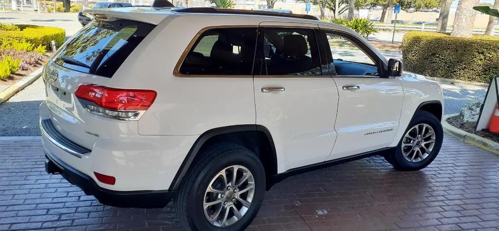 used 2015 Jeep Grand Cherokee car, priced at $14,450