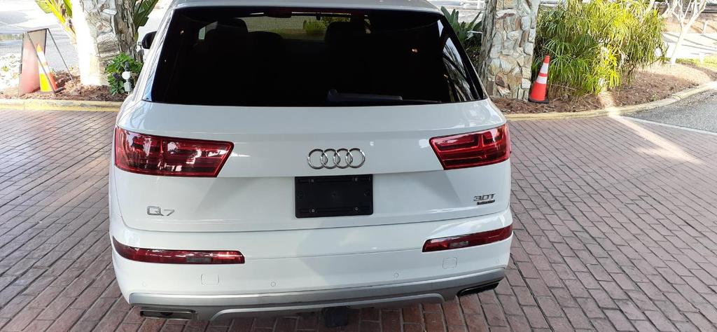 used 2018 Audi Q7 car, priced at $21,450