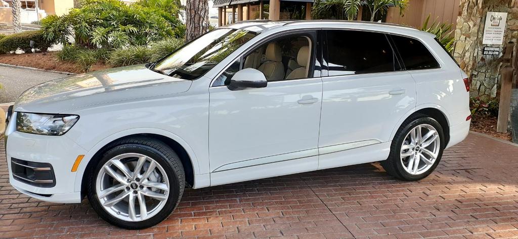 used 2018 Audi Q7 car, priced at $21,450