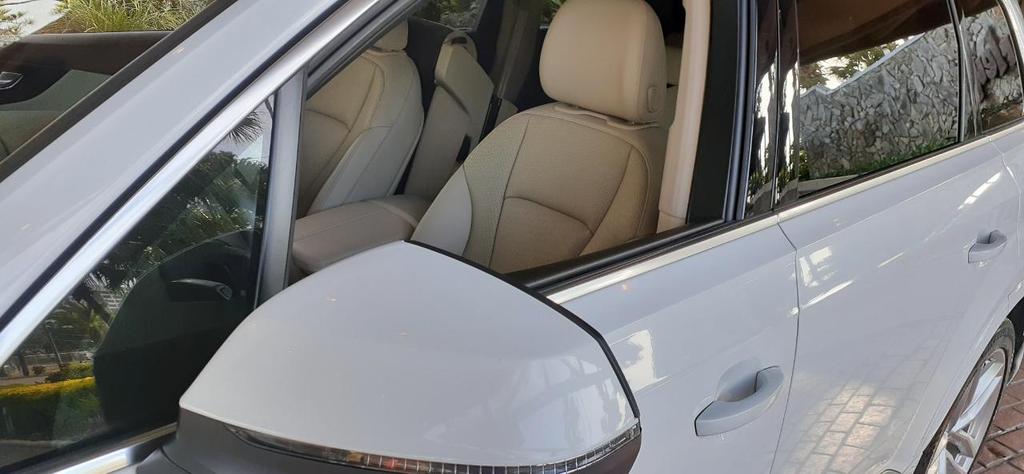 used 2018 Audi Q7 car, priced at $21,450