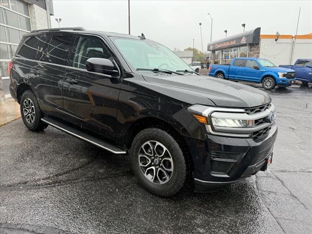 used 2023 Ford Expedition car, priced at $31,990