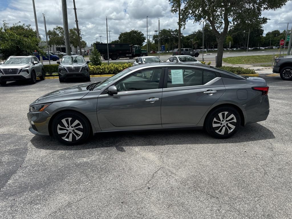 used 2022 Nissan Altima car, priced at $17,966