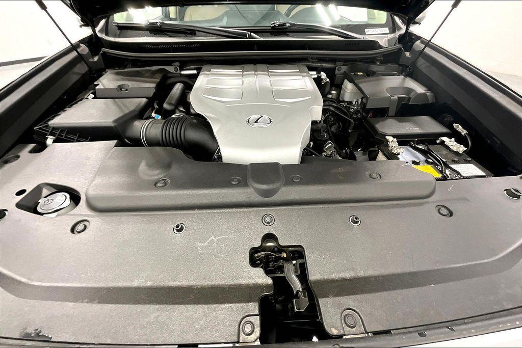 used 2023 Lexus GX 460 car, priced at $51,866