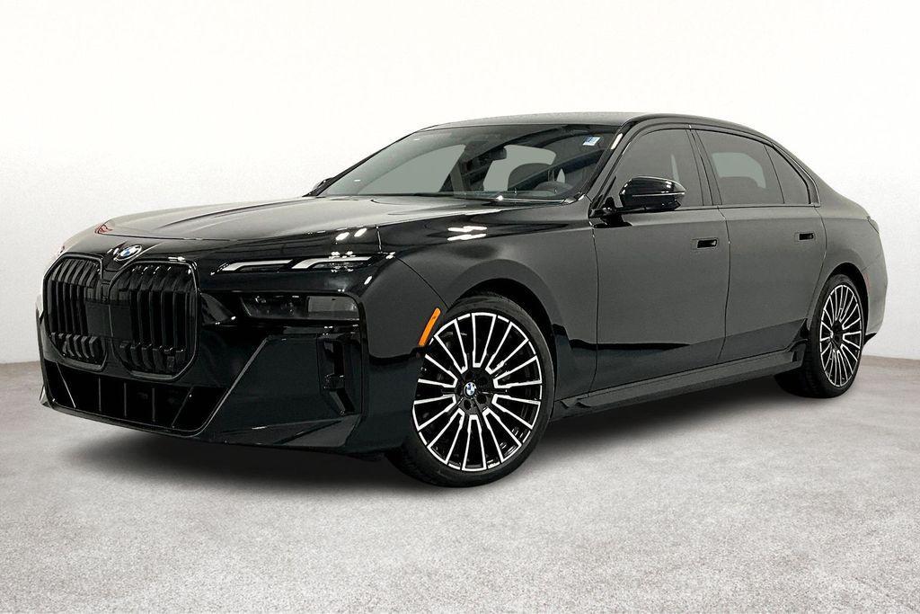 new 2025 BMW 760 car, priced at $129,400