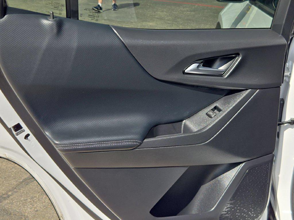 used 2026 Chevrolet Equinox car, priced at $27,014