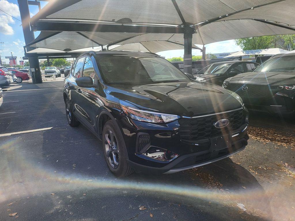 used 2025 Ford Escape car, priced at $22,909