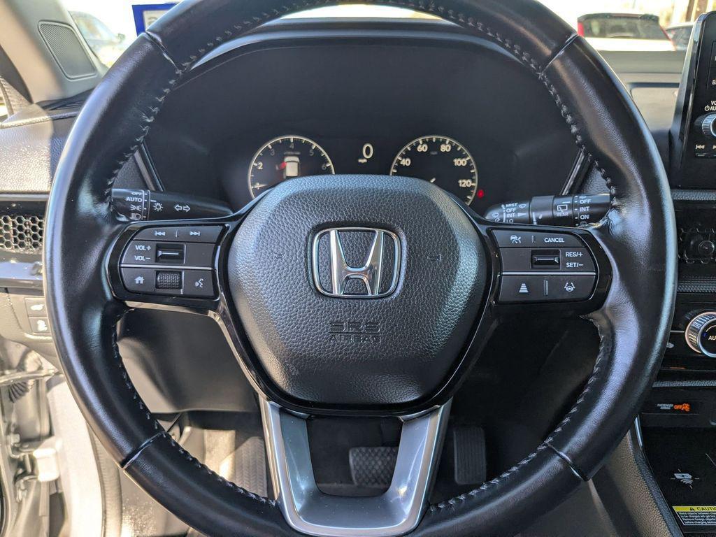 used 2025 Honda CR-V car, priced at $31,899