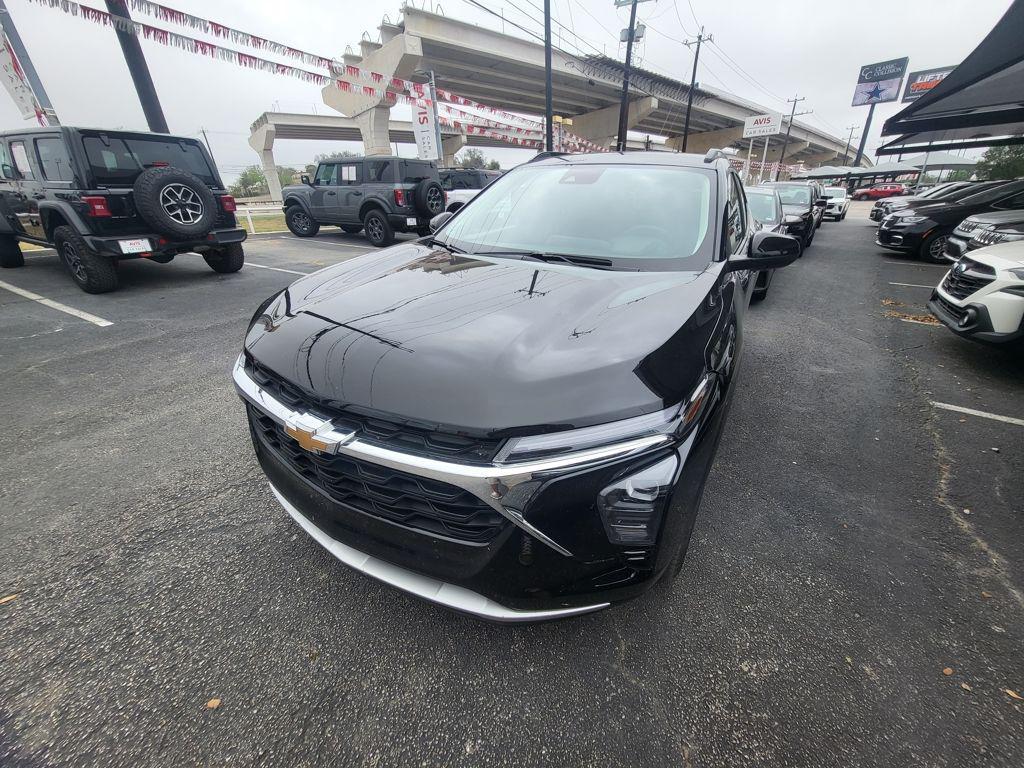 used 2025 Chevrolet Trax car, priced at $20,999