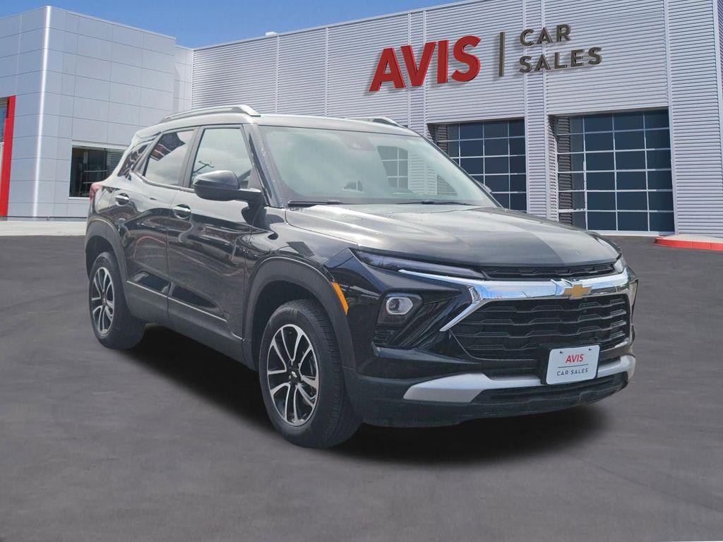 used 2025 Chevrolet TrailBlazer car, priced at $21,589