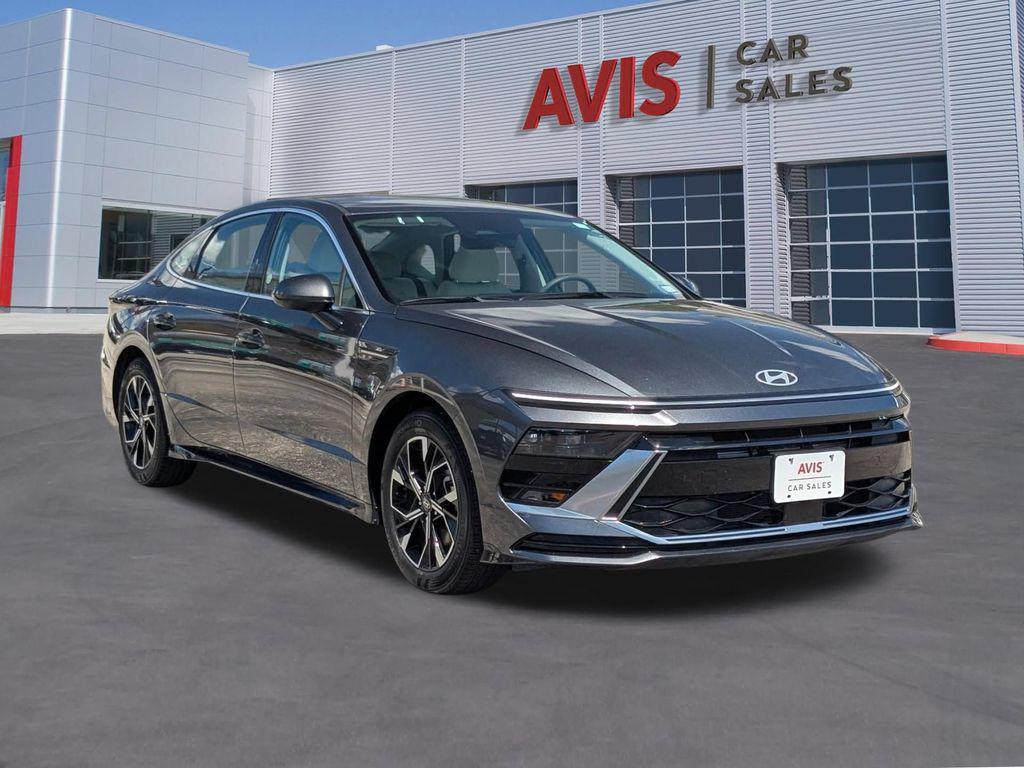 used 2025 Hyundai Sonata car, priced at $22,114