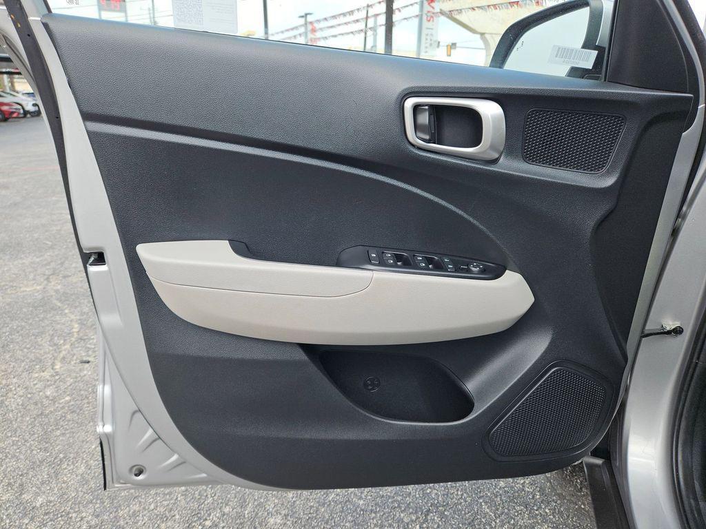 used 2025 Hyundai Venue car, priced at $17,899