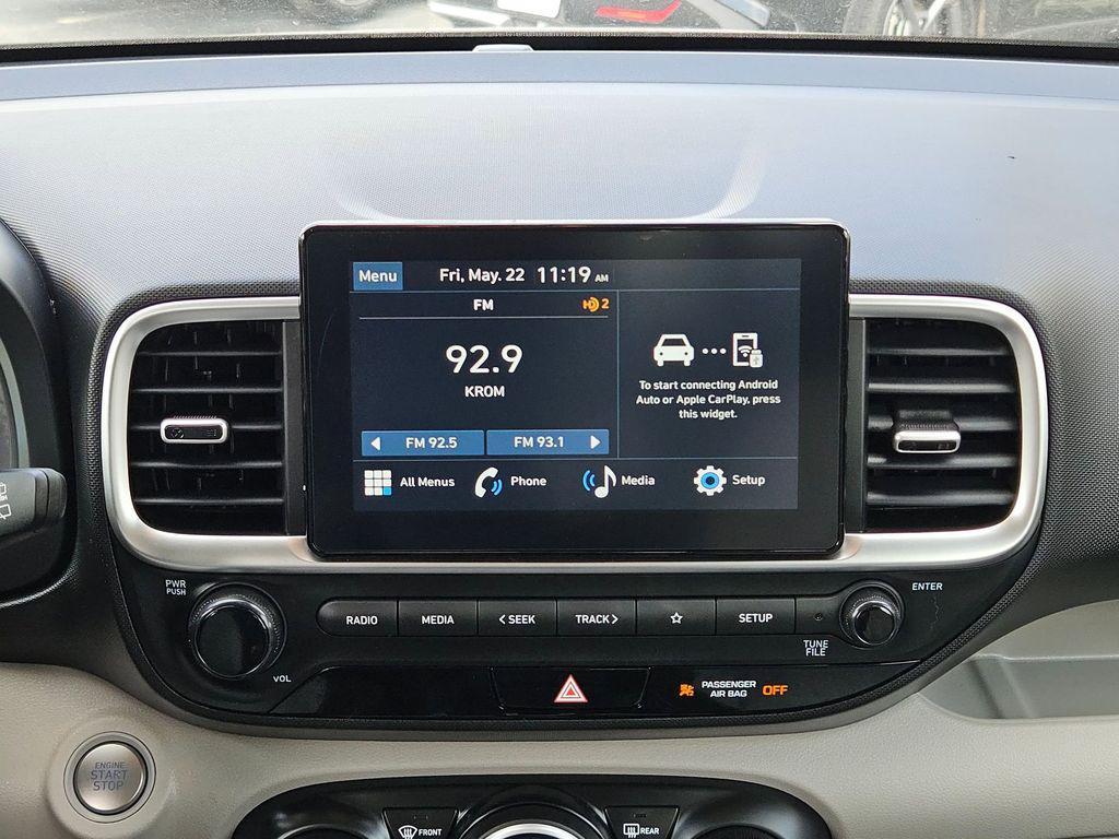 used 2025 Hyundai Venue car, priced at $17,899