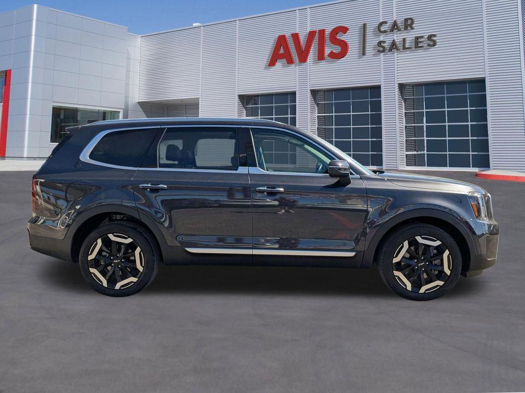 used 2025 Kia Telluride car, priced at $33,499