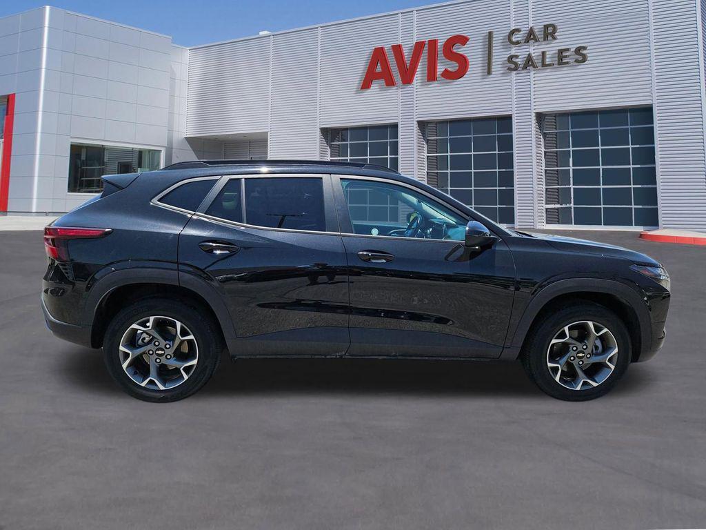 used 2025 Chevrolet Trax car, priced at $18,899
