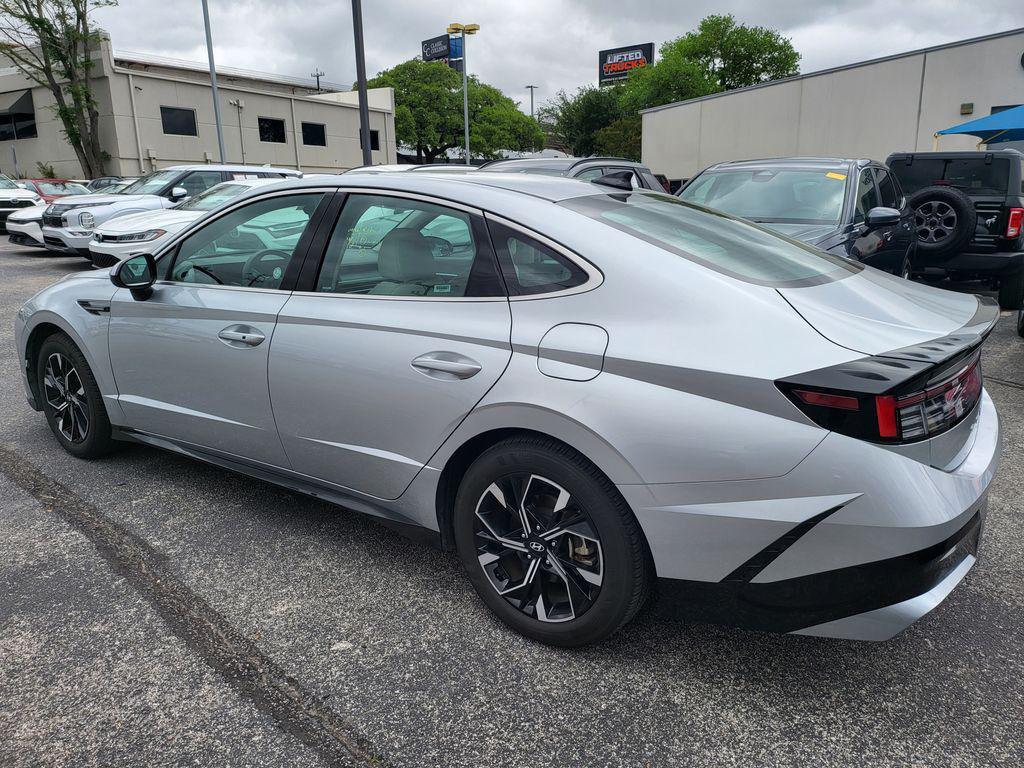 used 2025 Hyundai Sonata car, priced at $20,599